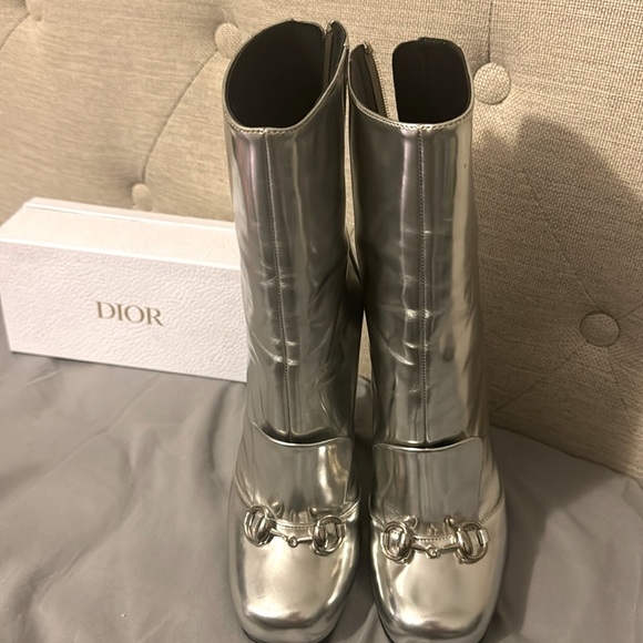 Gucci - Picture 1 of 6